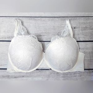 Like New Torrid 42DD XOXO Push Up Plunge Multi-way Bra